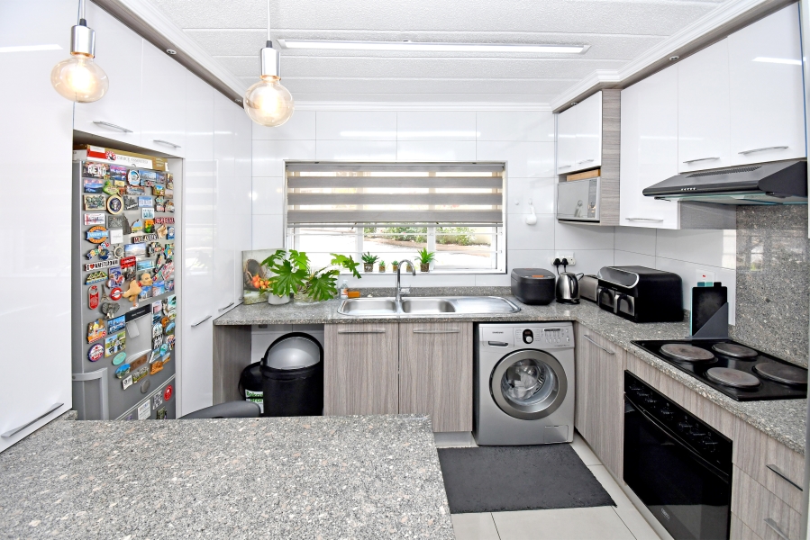 2 Bedroom Property for Sale in Craighall Gauteng