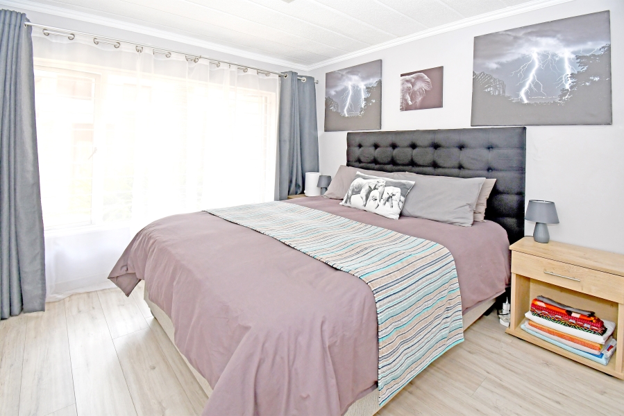 2 Bedroom Property for Sale in Craighall Gauteng