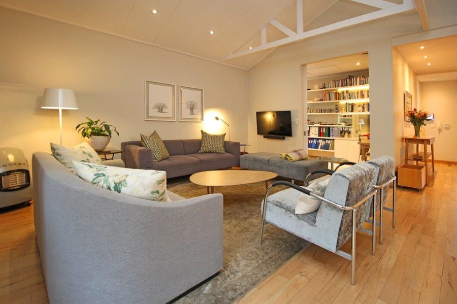 To Let 2 Bedroom Property for Rent in Parkhurst Gauteng