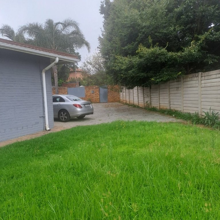 To Let 3 Bedroom Property for Rent in Sandringham Gauteng