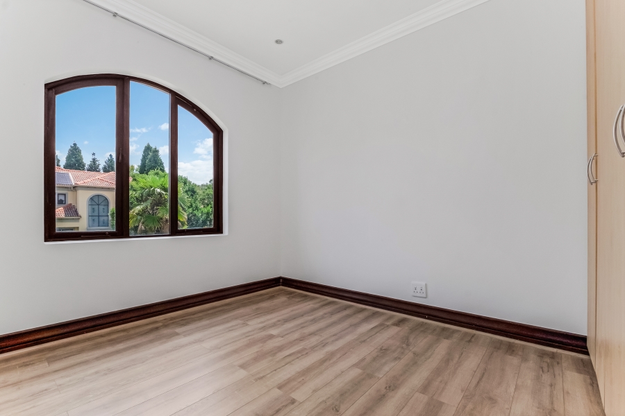 To Let 3 Bedroom Property for Rent in Bryanston Gauteng