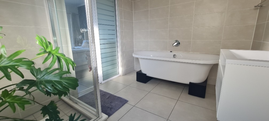 1 Bedroom Property for Sale in Modderfontein Gauteng