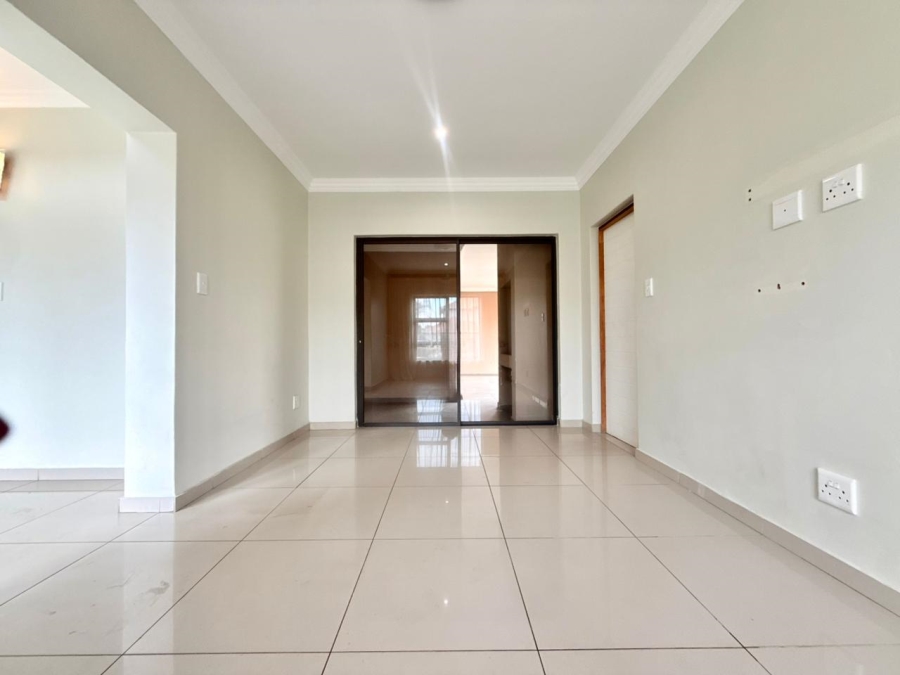 To Let 5 Bedroom Property for Rent in Monavoni Gauteng