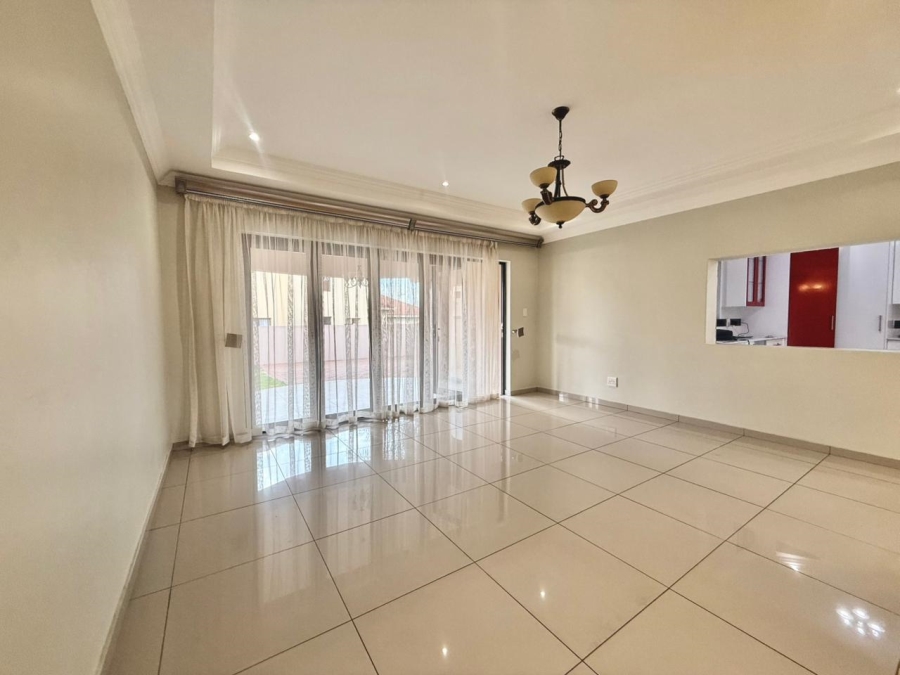 To Let 5 Bedroom Property for Rent in Monavoni Gauteng