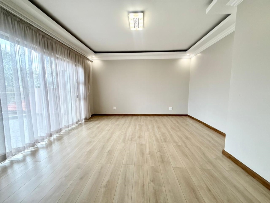 To Let 5 Bedroom Property for Rent in Monavoni Gauteng