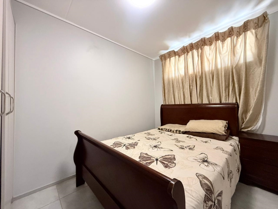 To Let 2 Bedroom Property for Rent in Amberfield Gauteng