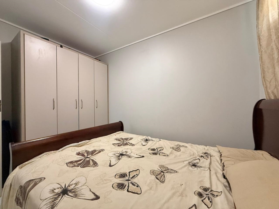 To Let 2 Bedroom Property for Rent in Amberfield Gauteng