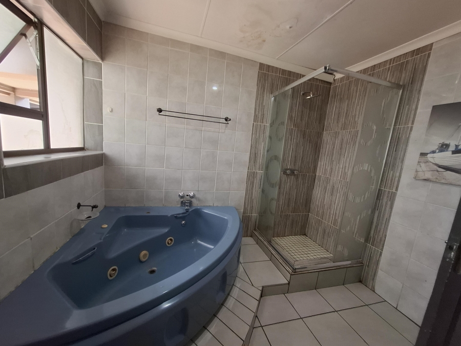 3 Bedroom Property for Sale in Dal Fouche Gauteng