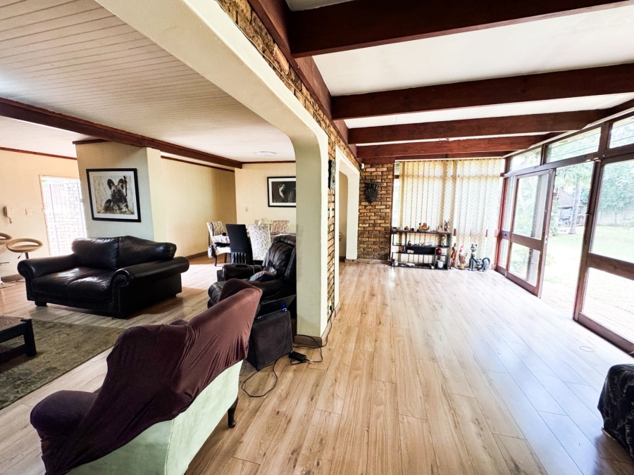 To Let 3 Bedroom Property for Rent in Wierda Park Gauteng