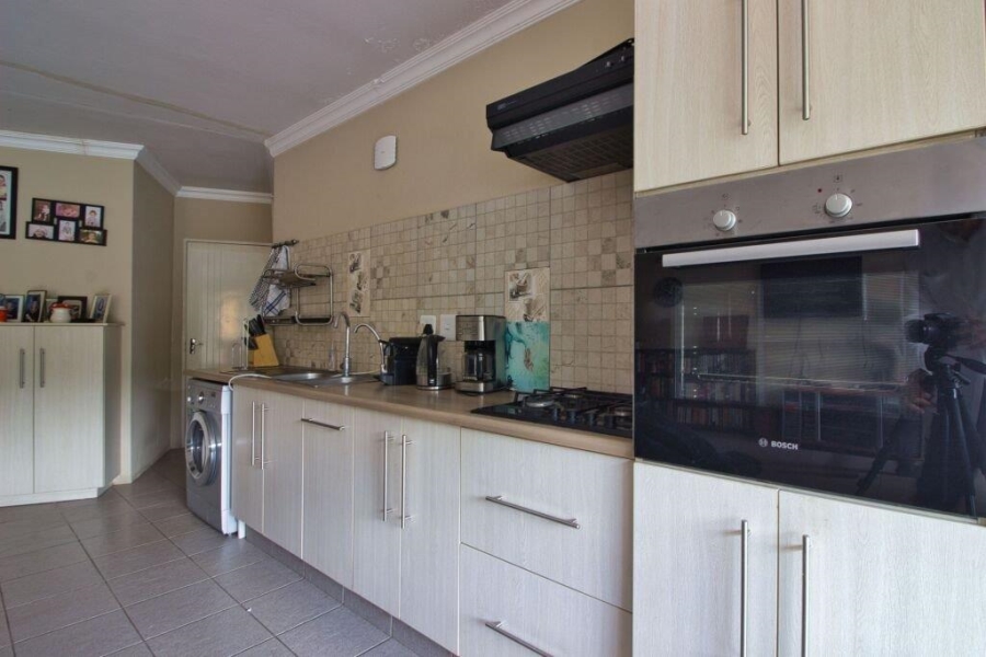 4 Bedroom Property for Sale in Dunvegan Gauteng