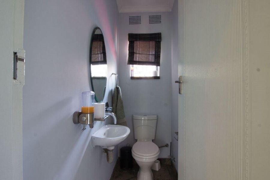 4 Bedroom Property for Sale in Dunvegan Gauteng