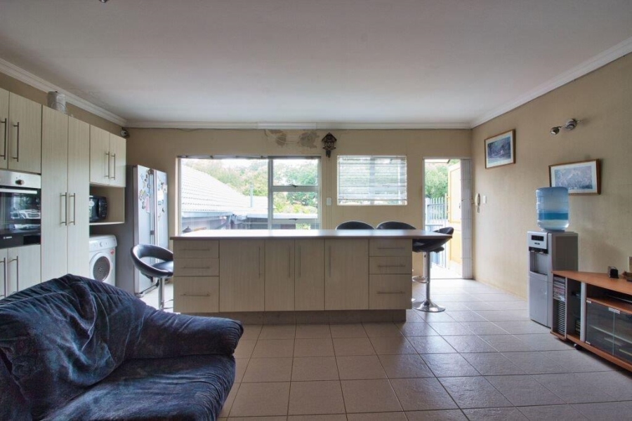 4 Bedroom Property for Sale in Dunvegan Gauteng