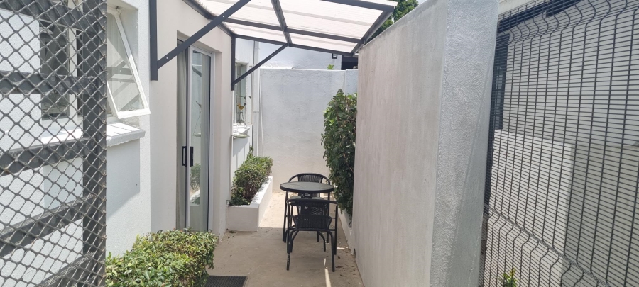 To Let 1 Bedroom Property for Rent in Parktown North Gauteng