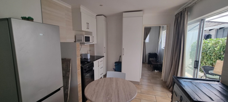 To Let 1 Bedroom Property for Rent in Parktown North Gauteng