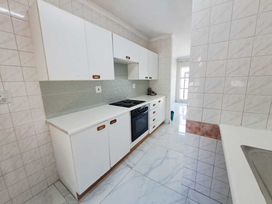 To Let 2 Bedroom Property for Rent in Kibler Park Gauteng