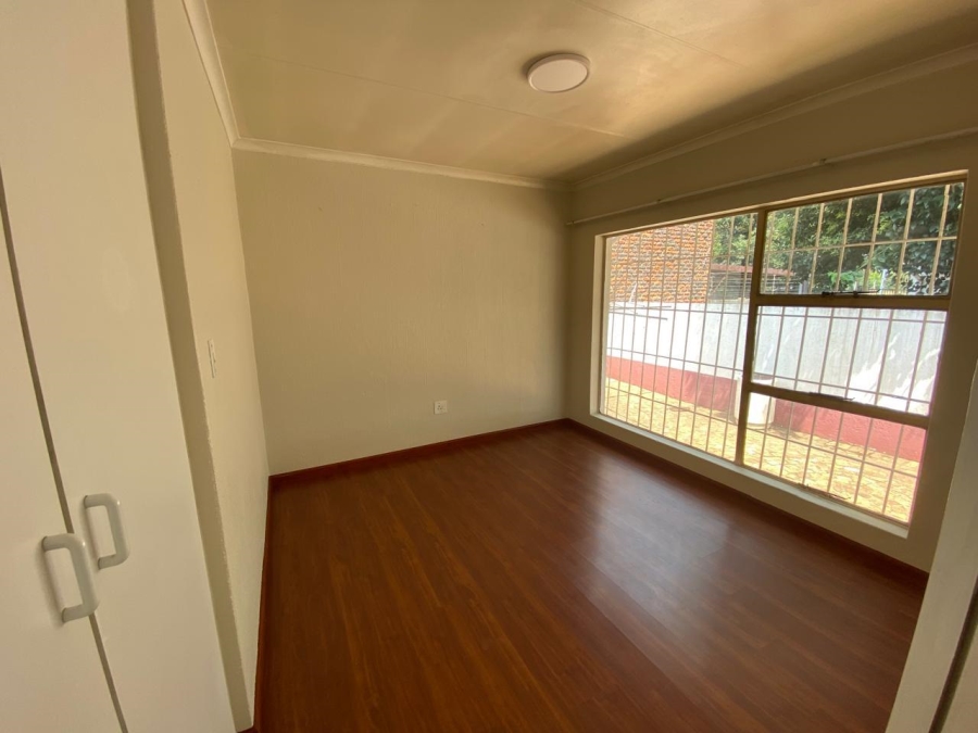 To Let 2 Bedroom Property for Rent in Kibler Park Gauteng
