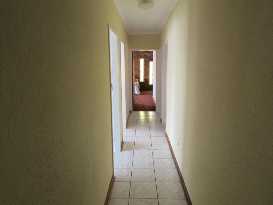 3 Bedroom Property for Sale in Westonaria Gauteng