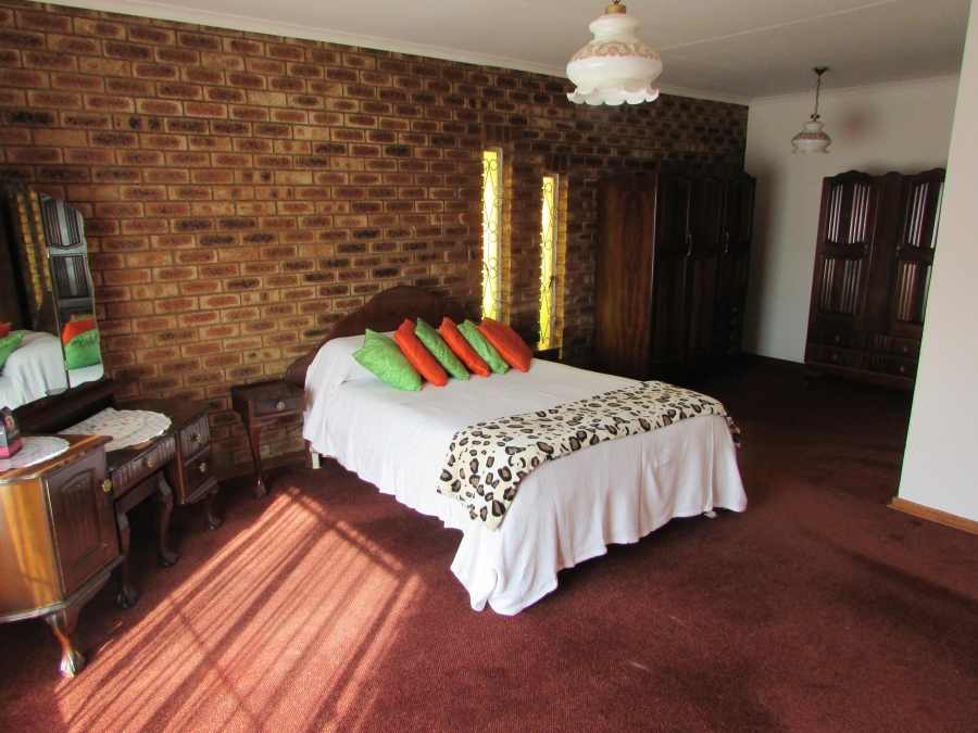 3 Bedroom Property for Sale in Westonaria Gauteng