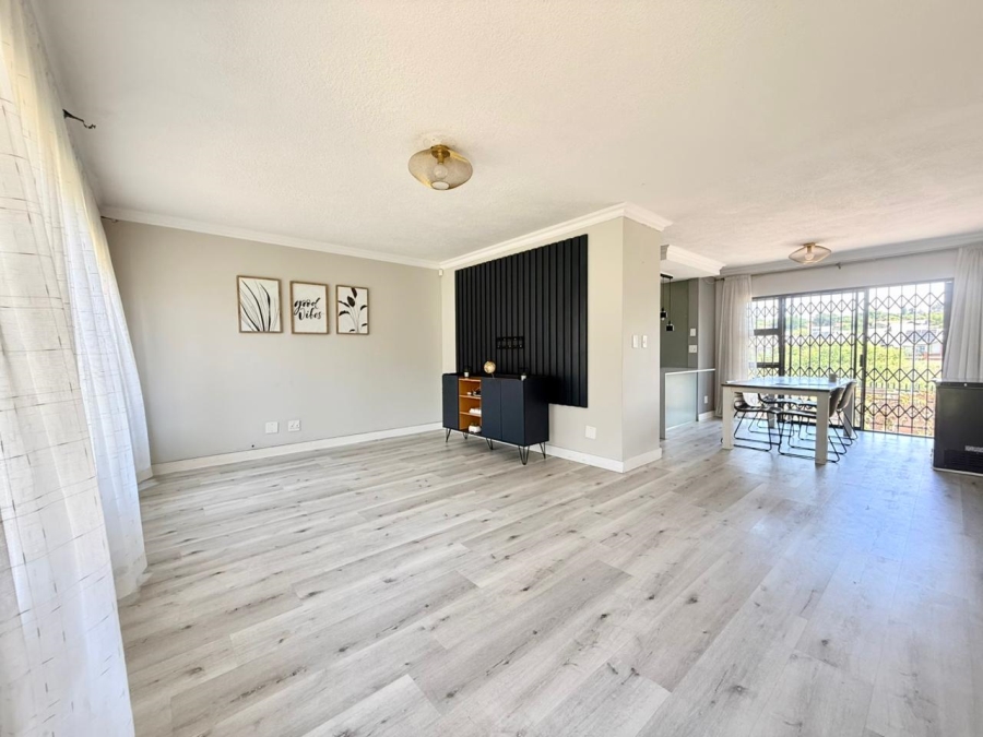 4 Bedroom Property for Sale in Amberfield Gauteng