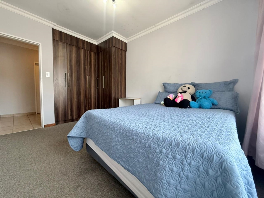 4 Bedroom Property for Sale in Amberfield Gauteng