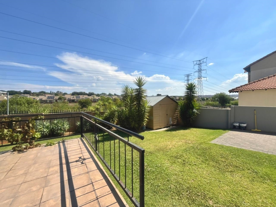 4 Bedroom Property for Sale in Amberfield Gauteng