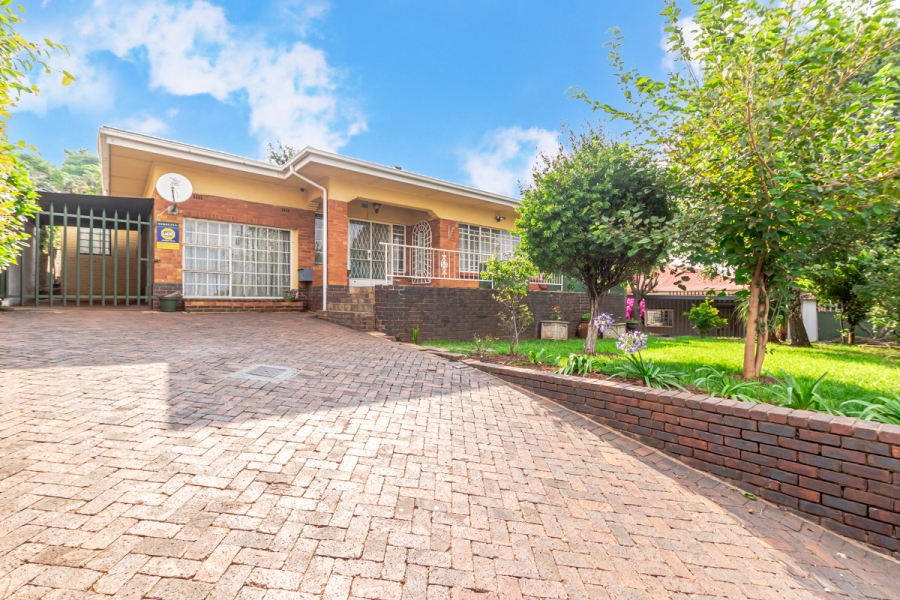 4 Bedroom Property for Sale in Florida North Gauteng