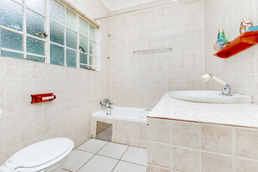 4 Bedroom Property for Sale in Florida North Gauteng