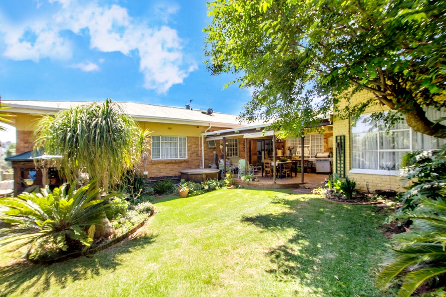 4 Bedroom Property for Sale in Florida North Gauteng