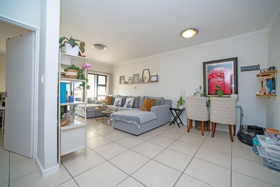 2 Bedroom Property for Sale in Greenstone Hill Gauteng