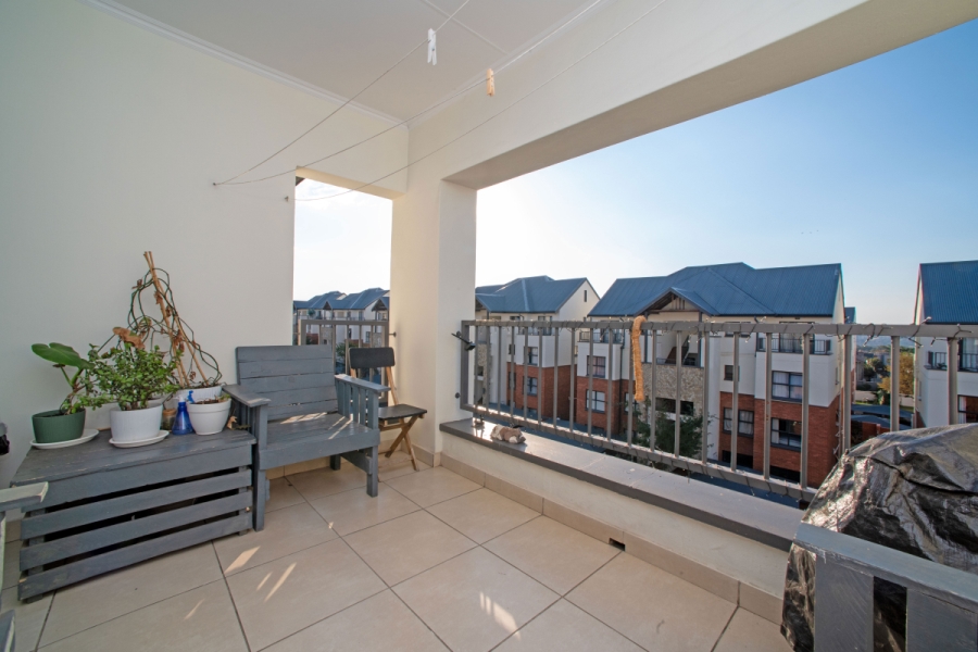 2 Bedroom Property for Sale in Greenstone Hill Gauteng