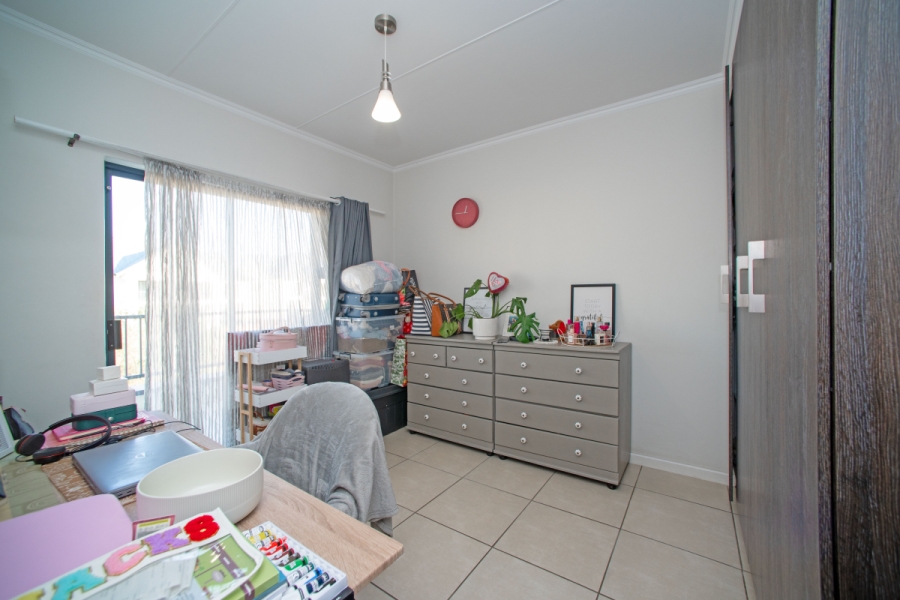 2 Bedroom Property for Sale in Greenstone Hill Gauteng