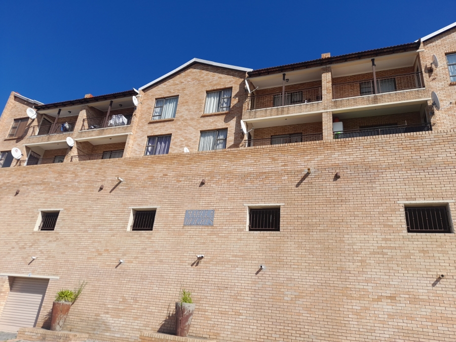 2 Bedroom Property for Sale in Winchester Hills Gauteng