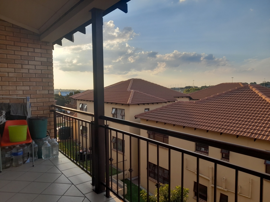 2 Bedroom Property for Sale in Winchester Hills Gauteng
