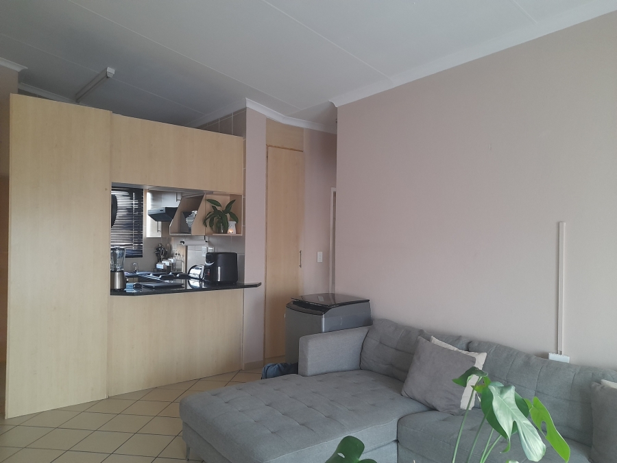 2 Bedroom Property for Sale in Winchester Hills Gauteng