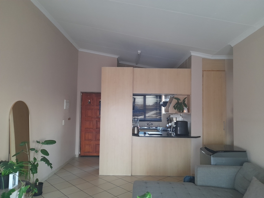 2 Bedroom Property for Sale in Winchester Hills Gauteng