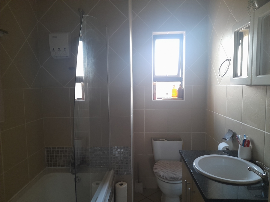 2 Bedroom Property for Sale in Winchester Hills Gauteng