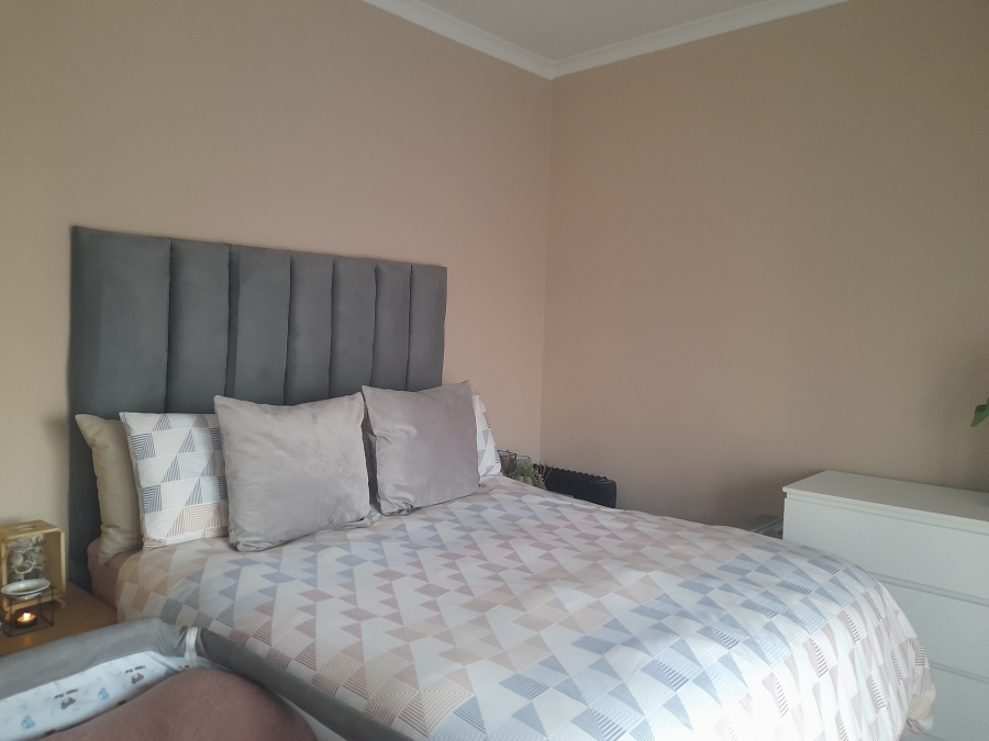 2 Bedroom Property for Sale in Winchester Hills Gauteng