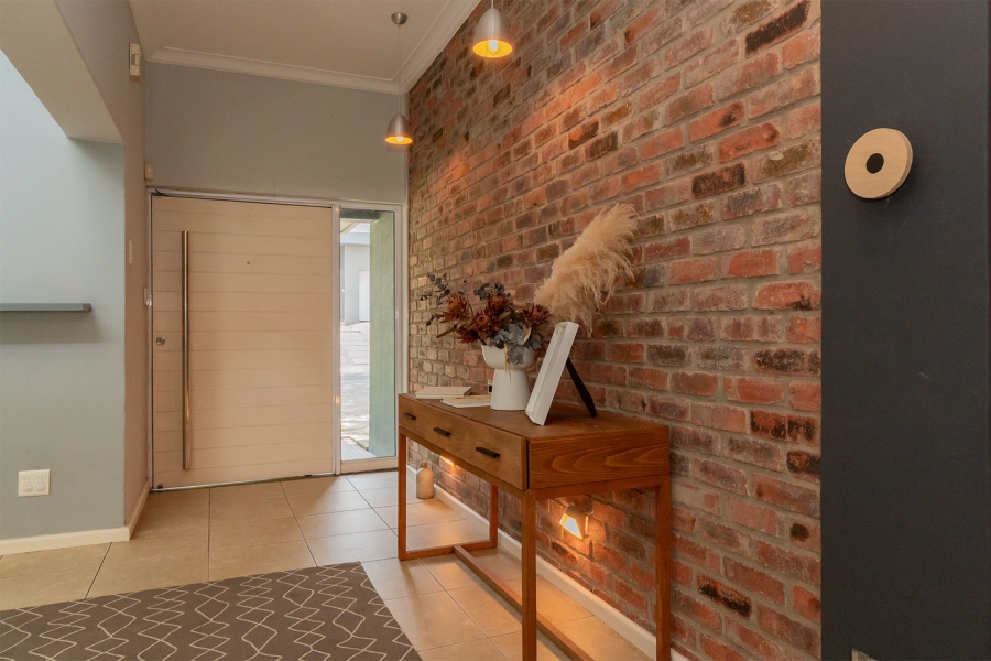 3 Bedroom Property for Sale in Greenstone Hill Gauteng