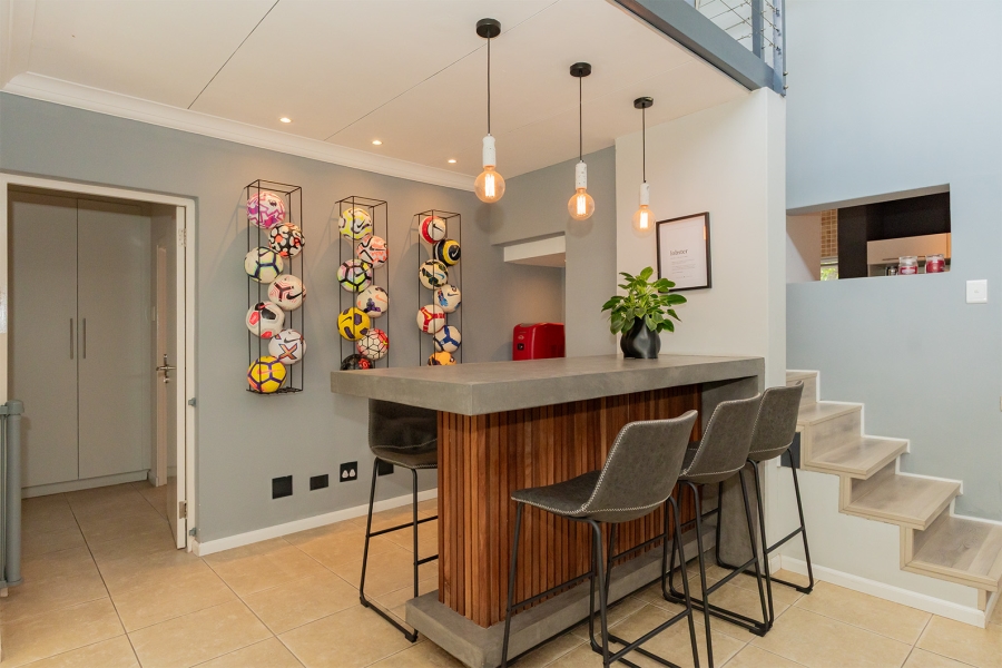 3 Bedroom Property for Sale in Greenstone Hill Gauteng