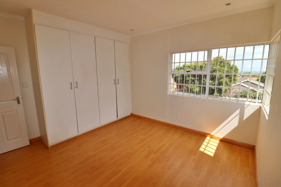 2 Bedroom Property for Sale in Wannenburghoogte Gauteng