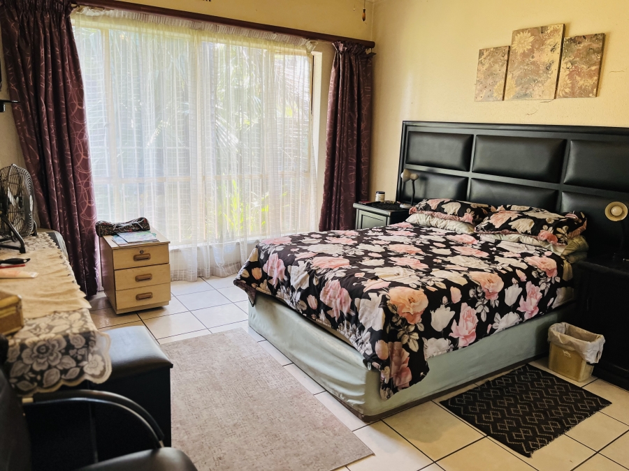 3 Bedroom Property for Sale in Rustivia Gauteng