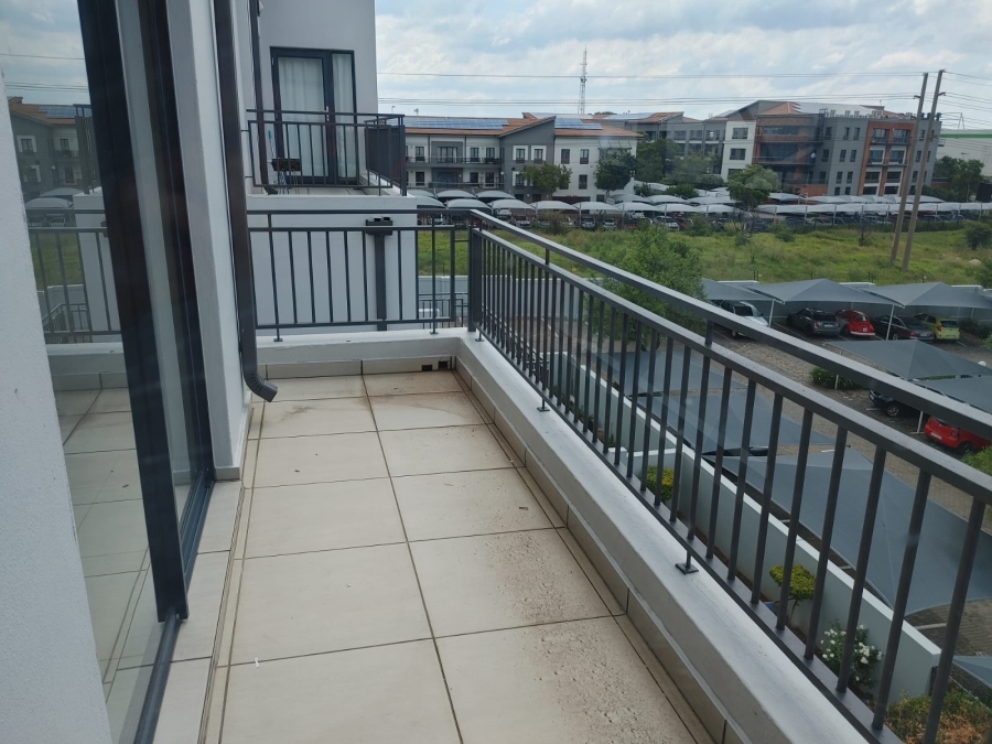 2 Bedroom Property for Sale in Greenstone Hill Gauteng