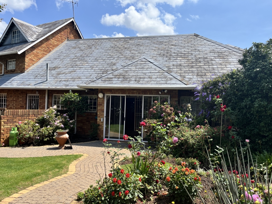 3 Bedroom Property for Sale in Dowerglen Ext 2 Gauteng
