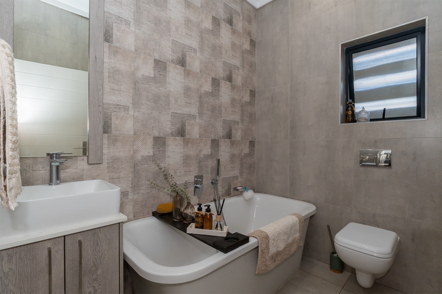 3 Bedroom Property for Sale in Rynfield Gauteng