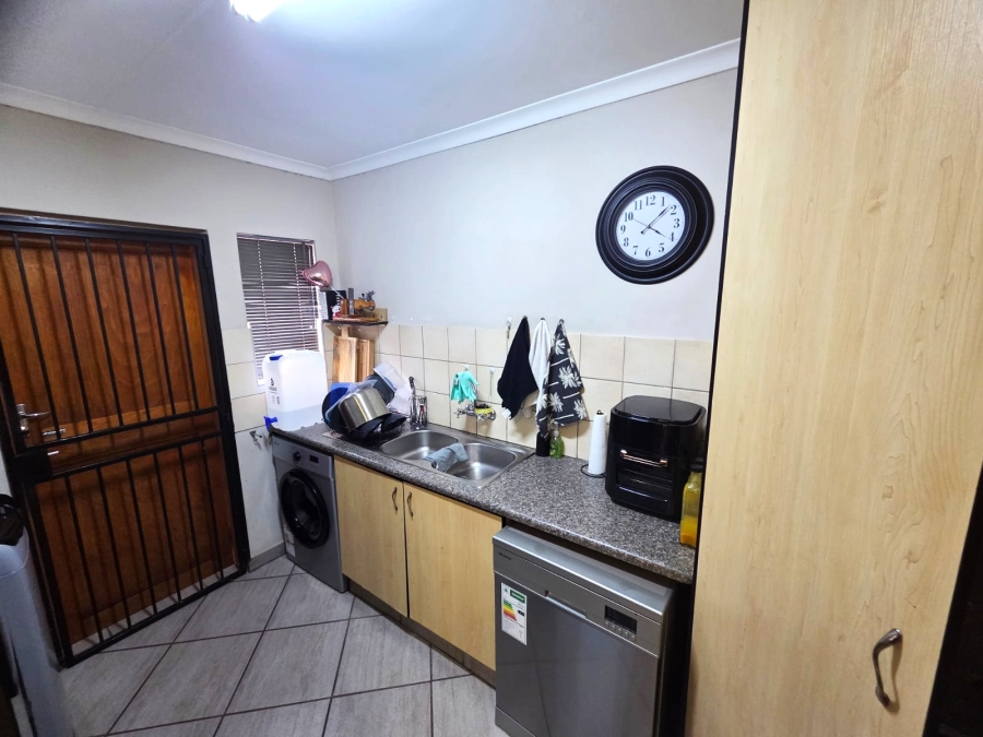 3 Bedroom Property for Sale in Magalieskruin Gauteng