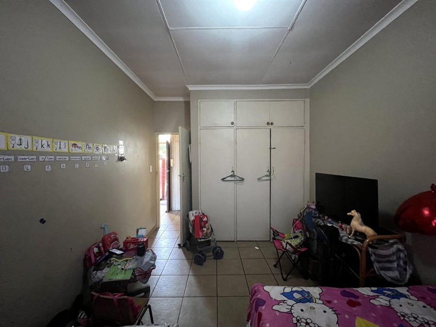 1 Bedroom Property for Sale in Hermanstad Gauteng
