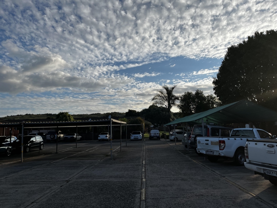 1 Bedroom Property for Sale in Hermanstad Gauteng