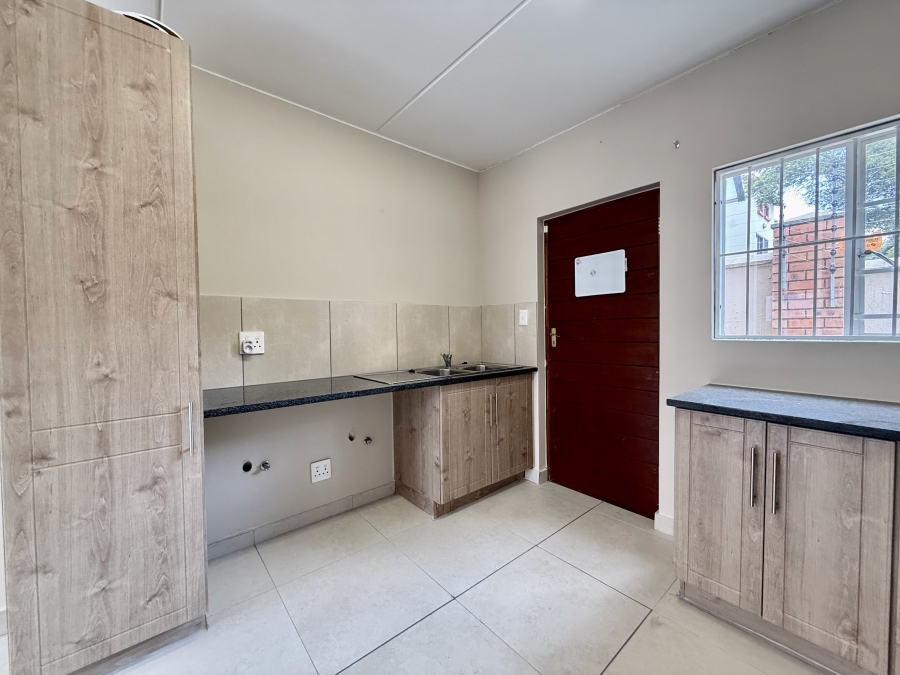 To Let 3 Bedroom Property for Rent in Hazeldean Gauteng