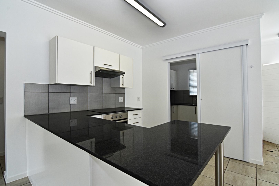 To Let 3 Bedroom Property for Rent in Morningside Manor Gauteng