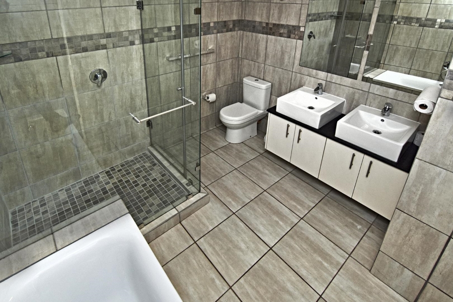 To Let 3 Bedroom Property for Rent in Morningside Manor Gauteng